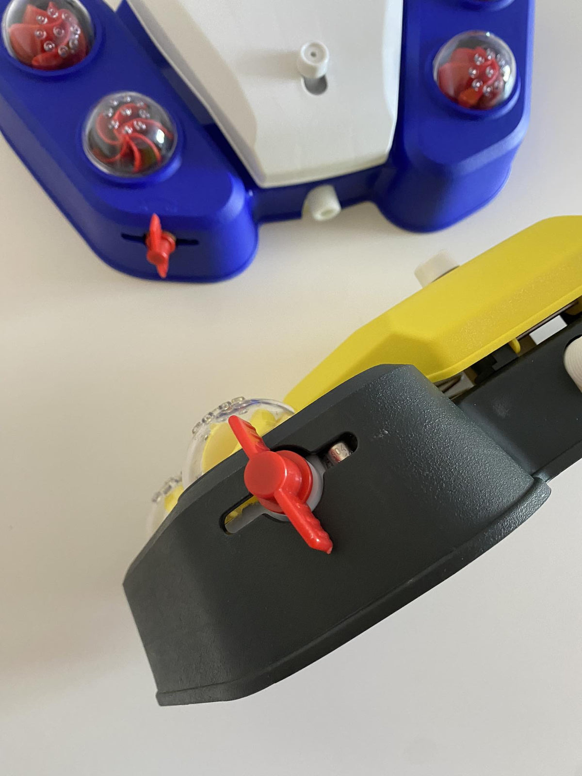 Bebedouro automático para cães - AZUL, AMARELO